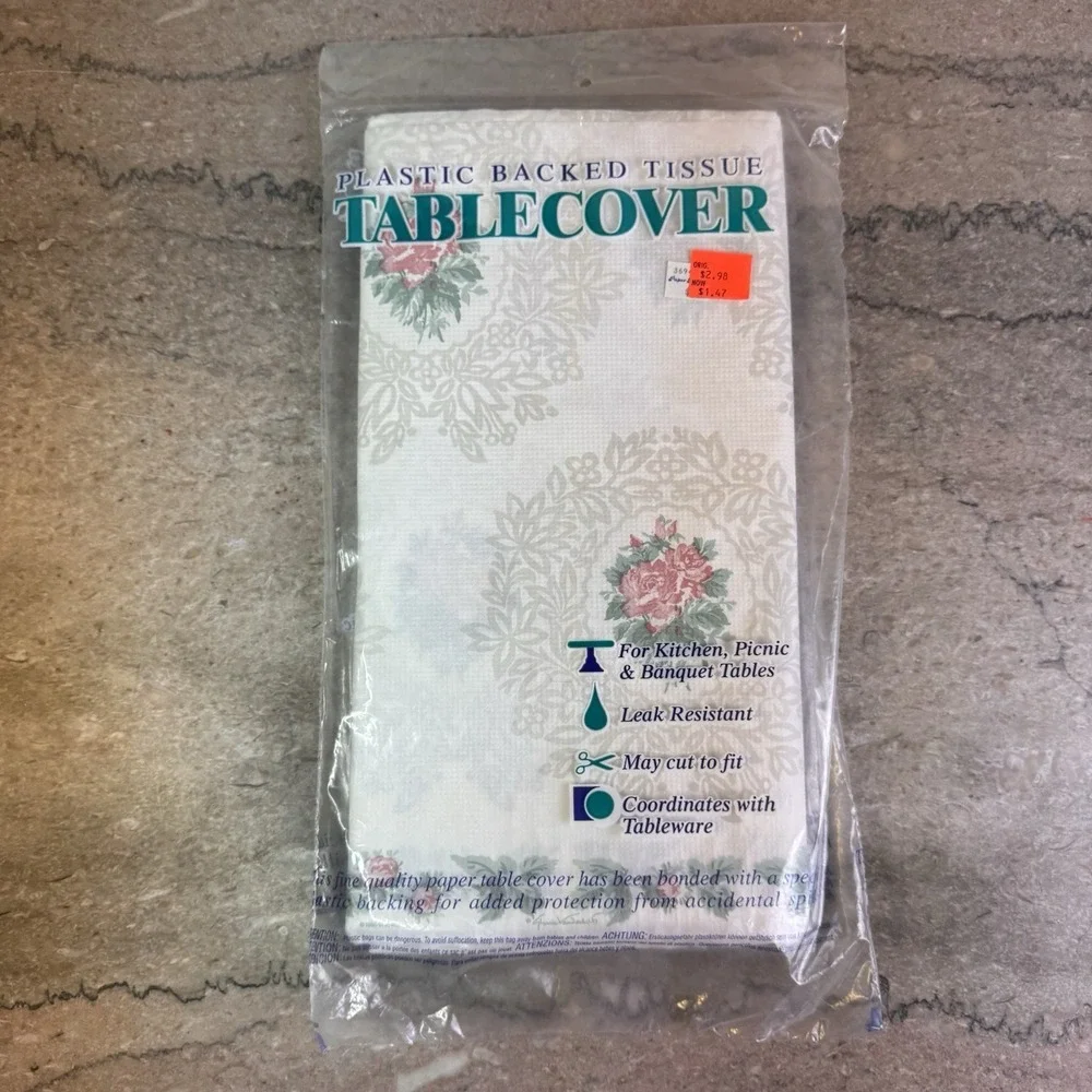 Vintage BEACH Plastic Backed Tissue Table Cover 4 Sq Yds. Enchanted Rose NOS